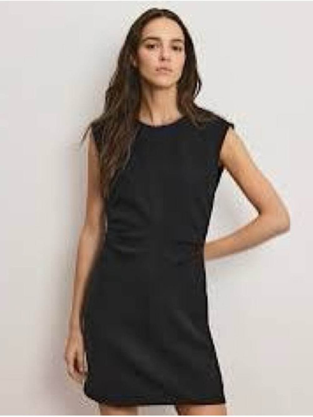 ecru-Classic Black Sleeveless Shift Dress